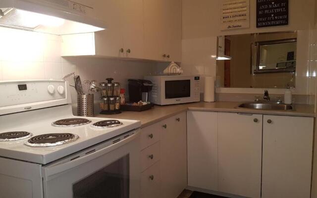Three-Bedroom Apartment Sweet #6 by Amazing Property Rentals