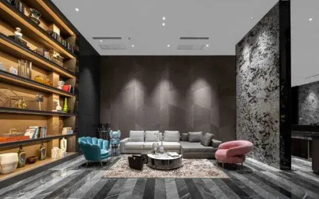 Phoenix International Hotel