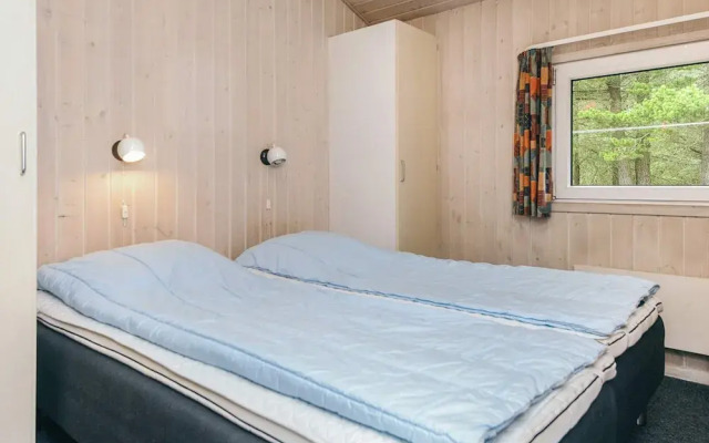 7 Person Holiday Home in Henne-by Traum