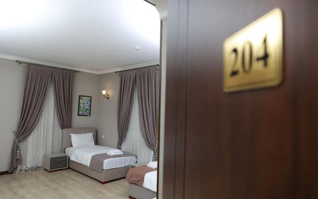 Eco Boutique Emerald Hotel