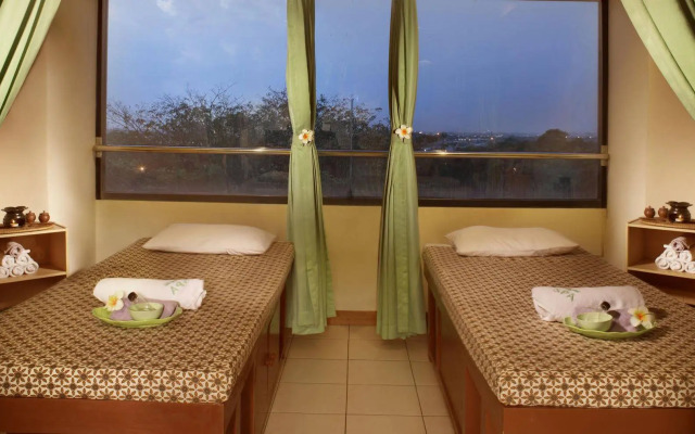 Puri KIIC Golf View Hotel