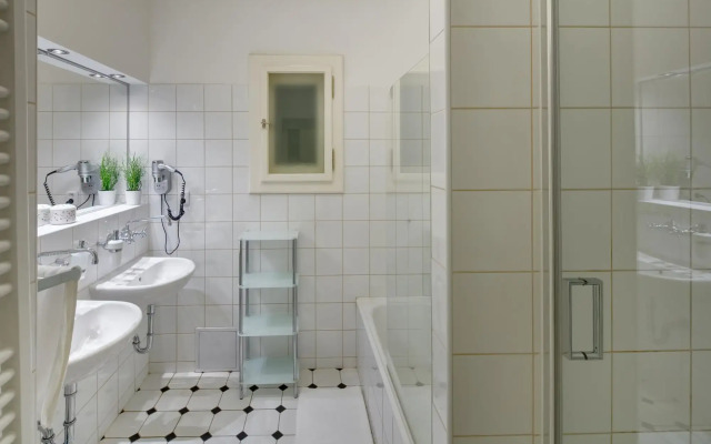 Charles Bridge Premium Apartments