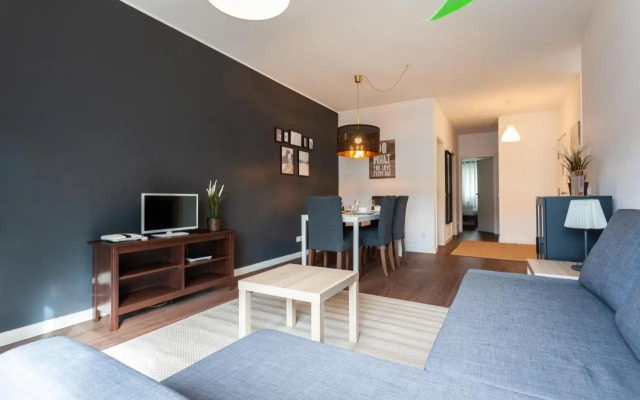 FLH Expo Modern Flat with Balcony