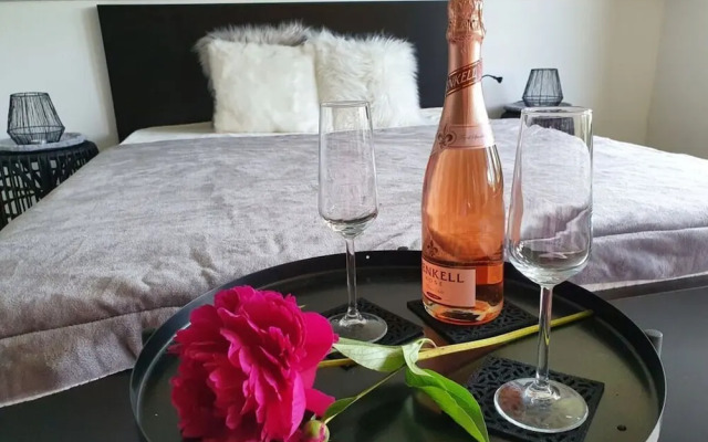 See & So Modern Retreat