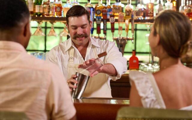Hotel Drover, Autograph Collection