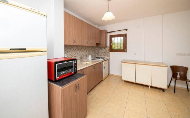 2 BR House With Calming Garden in Bodrum