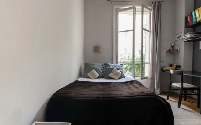 Splendid 5BR Family Apartment - Trocadero