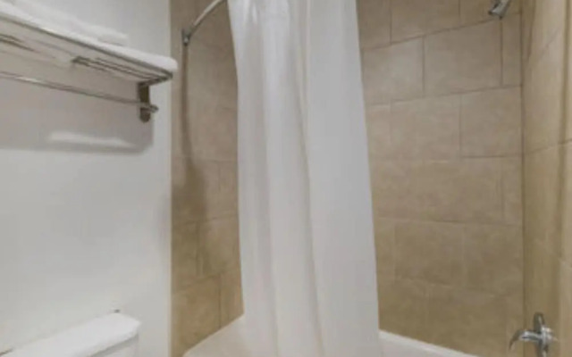 Super 8 By Wyndham Wichita Falls