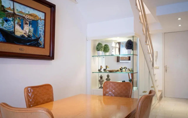 At147 Mediterrani