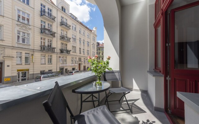 Provenir Home Kwiatowa 5