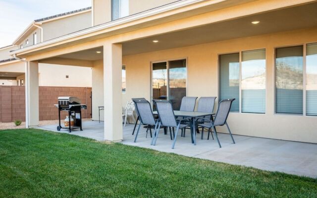 Blooming Cactus by RedAwning