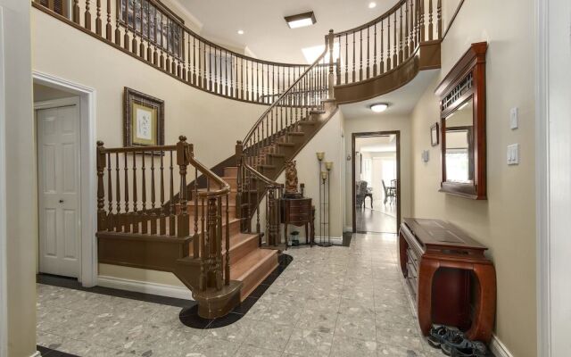 Fraser River Richmond Bed & Breakfast