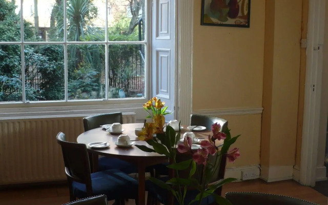 Pickwick Hall - Hostel