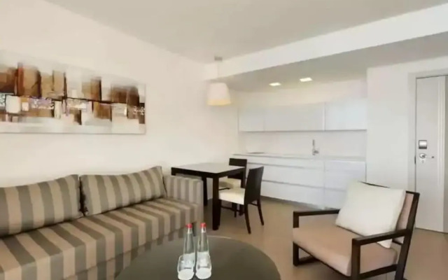 Neve David Hotel