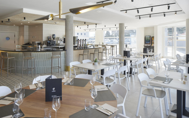 Iraipe Logroño Hotel