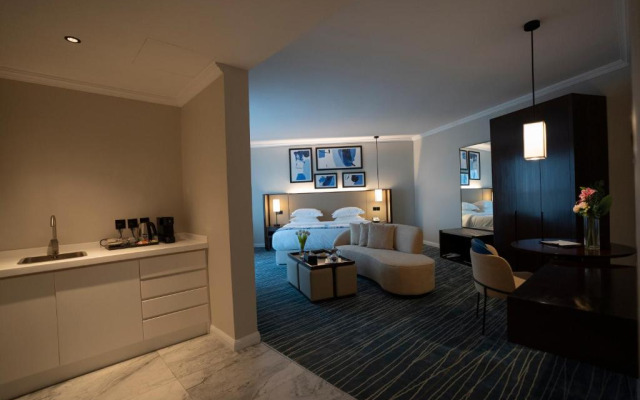 Prime Al Corniche Hotel