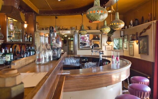 Hotel Restaurant t Veerhuis