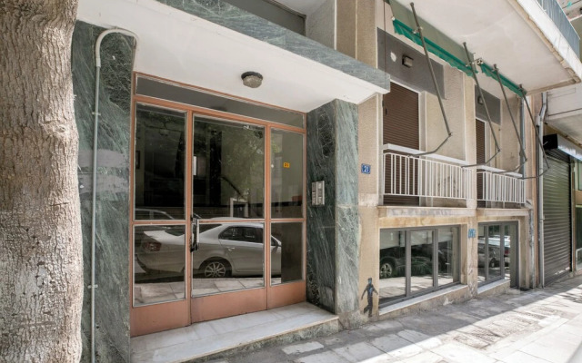 Viora Stunning Deluxe Studio in Athens