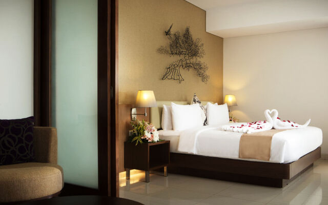 Santika Premiere Kota Harapan Indah