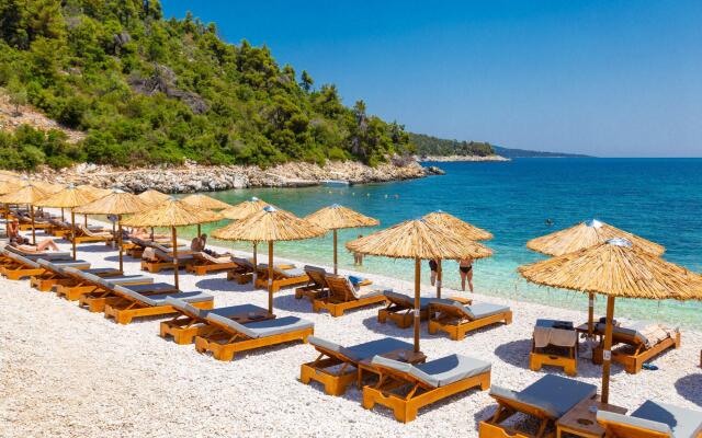 Villa Tassoula Large Private Pool Walk to Beach Wifi - 2830