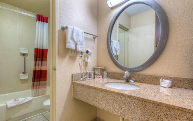 Red Roof Inn Tulsa