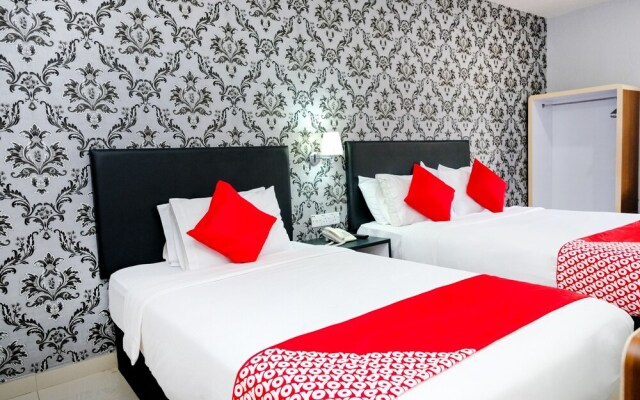 Grand City Hotel II