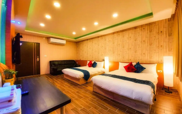 SUAO Backpackers