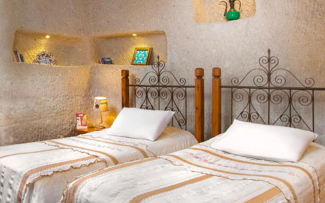 Terra Cave Hotel