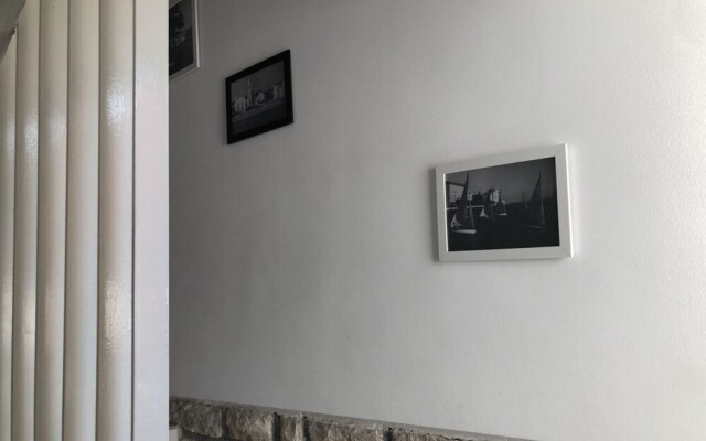 No5 Sea View Attic Studio