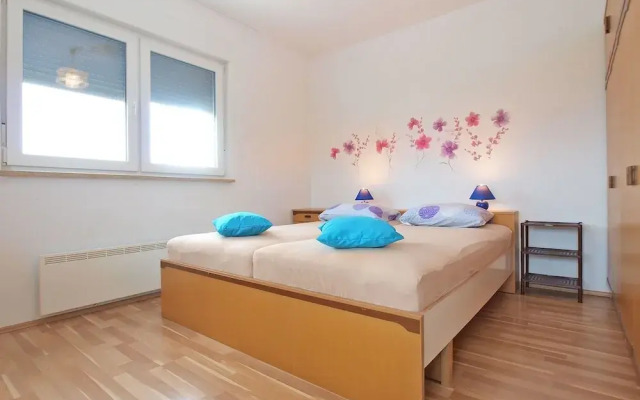 Apartment 1432