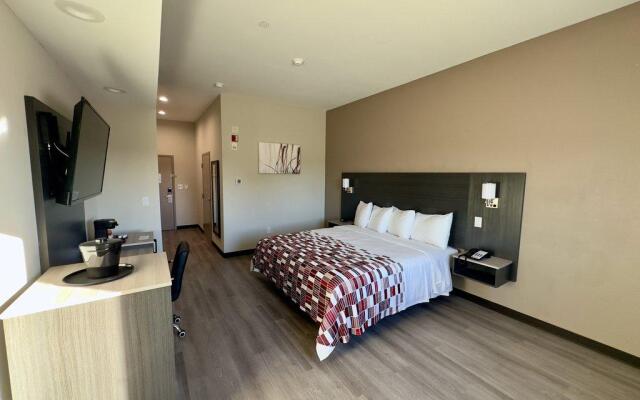 Red Roof Inn Hutchins