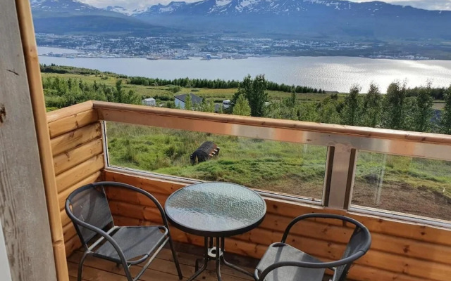 Loghouse with amazing view and sauna