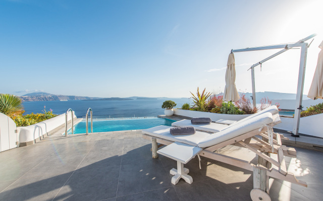 Santorini Secret
