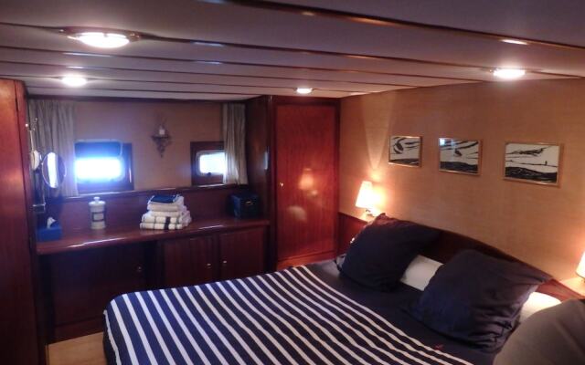 La bonne planque - Bateau