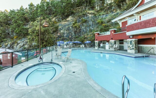 Poets Cove Resort & Spa