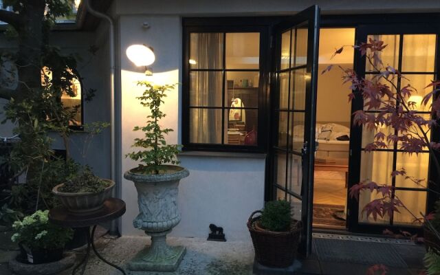 Korfuvej.rent.a.room guesthouse