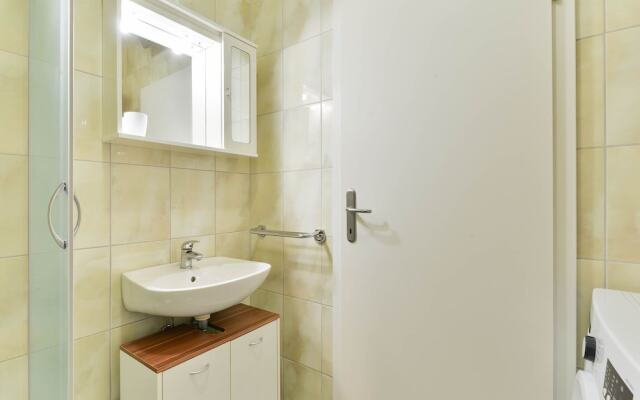 Simplistic Apartment in Medulin With Terrace