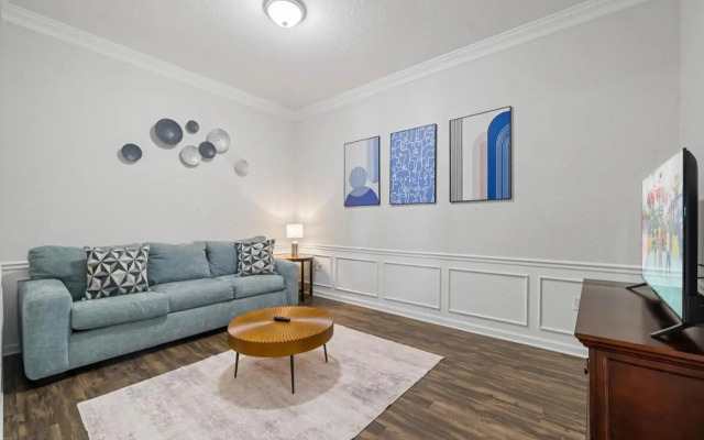 4816 Cayview Avenue #407