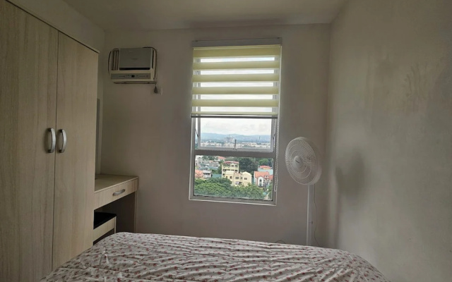 Cozy 3-bedroom Condo in Urban Deca Homes Ortigas Extension, Pasig