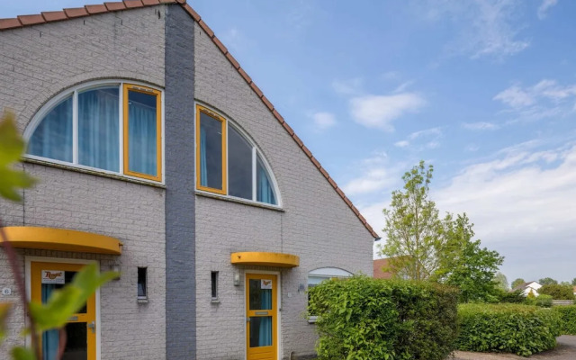 Semi-detached Holiday Home With Wifi, Near the Beach