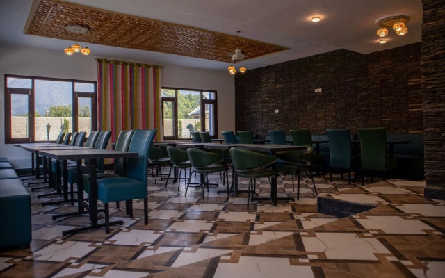Kashmir Holiday Resort