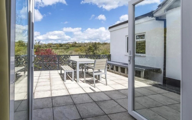 Little Hill - 3 Bed - Wisemans Bridge