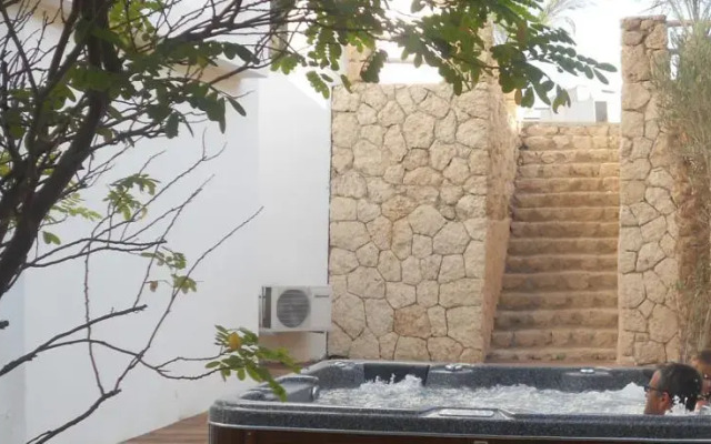 Villa Sharm - Luxury Beach Side Private Villa