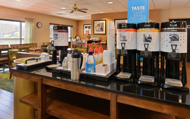 Hampton Inn Portland East