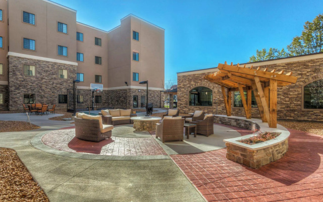 Staybridge Suites St Louis - Westport by IHG