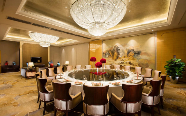 Hilton Wuhan Riverside