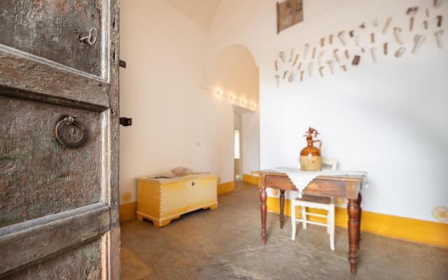 Camera Luce In Racale