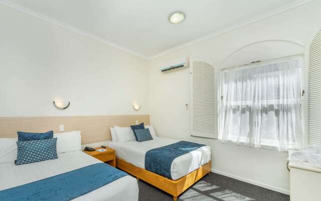 Ramada by Wyndham Hamilton City Center