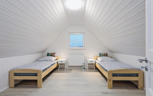 Beautiful Home in Zerpenschleuse With 2 Bedrooms