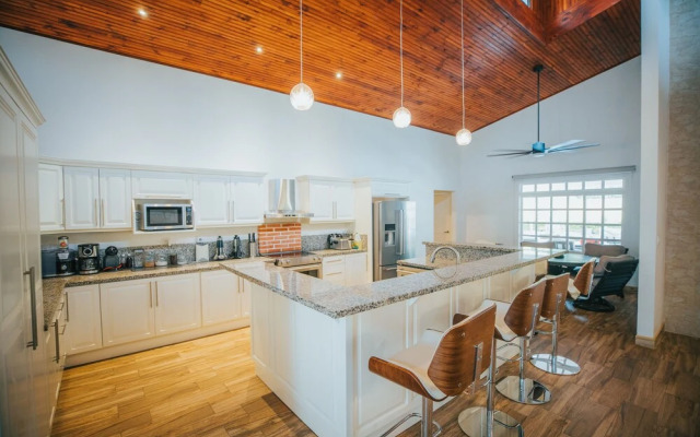 Beach House Luxury